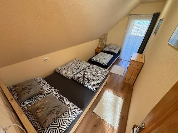 דירה Bibic Vendeghaz *